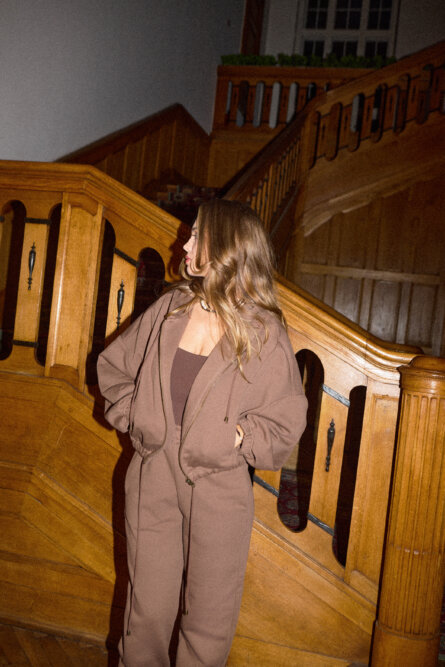 Bluza Bestie Milk Chocolate - obrazek 9