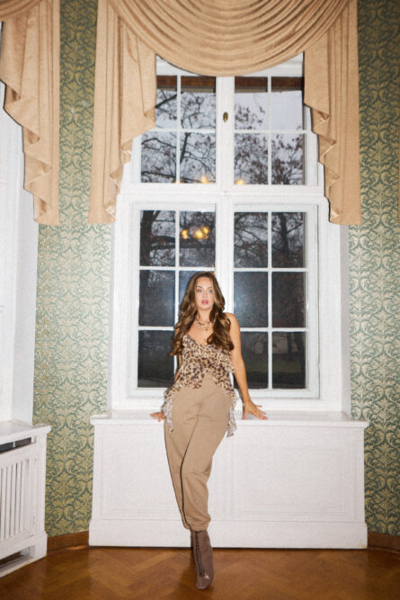 Spodnie Hugger Peanut Butter - obrazek 7